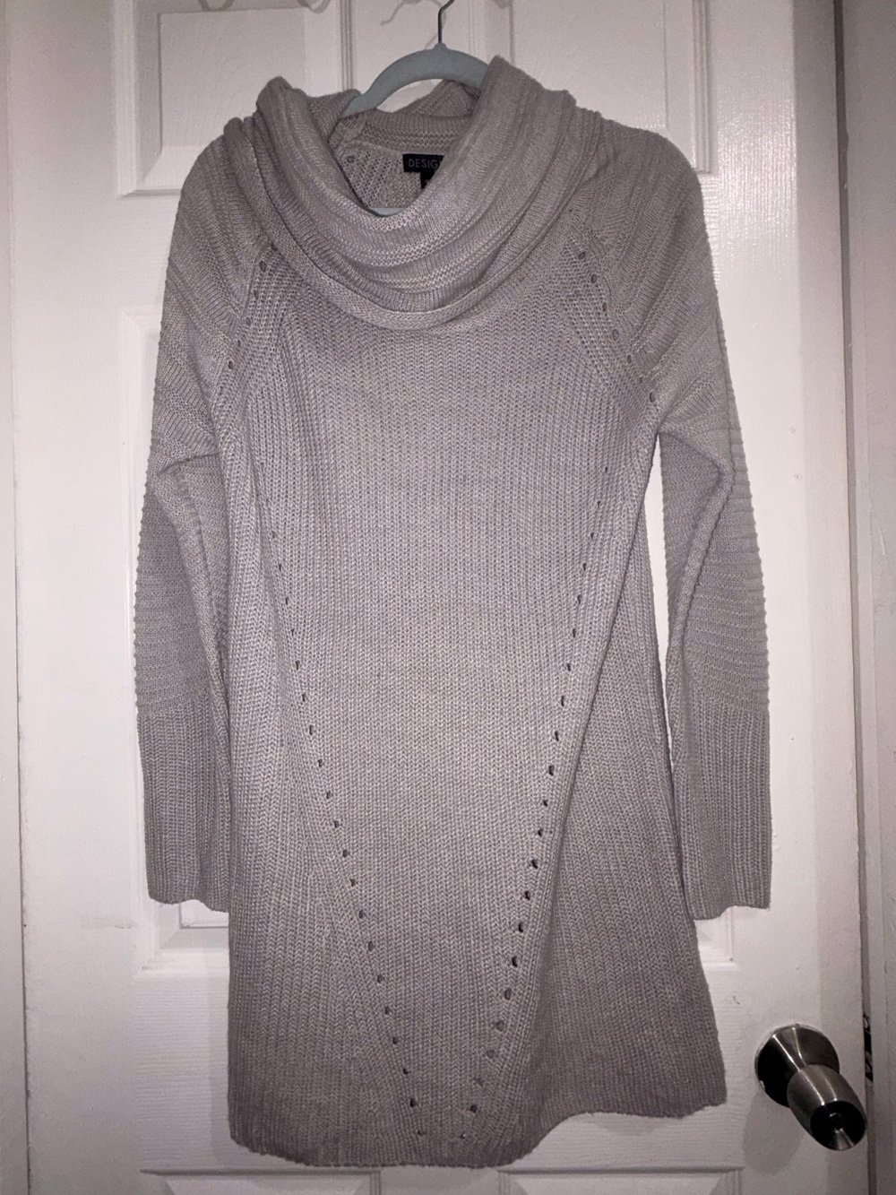 Design 365 woman’s Large grey cowl-neck tunic sweater